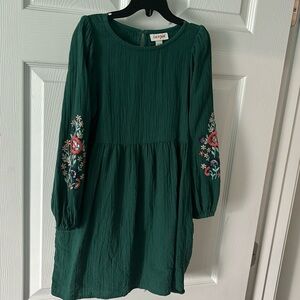 Cat and Jack Size Small (6/7)